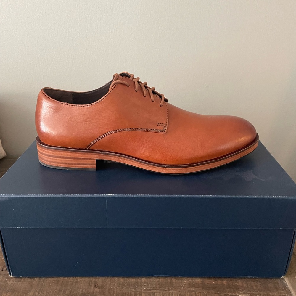 Brand new Cole Haan Tan Plain Toe Derby Size 8 (medium)